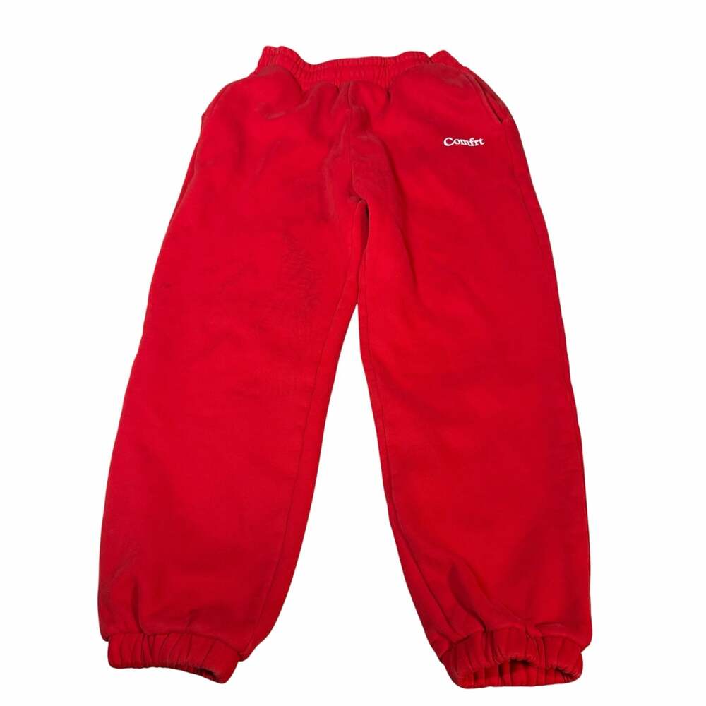 Comfrt Logo Fleece Sweatpants in Red